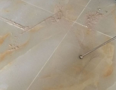 范县瓷砖空鼓维修公司分享粘合剂选择不当在瓷砖铺贴过程中可能导致以下问题